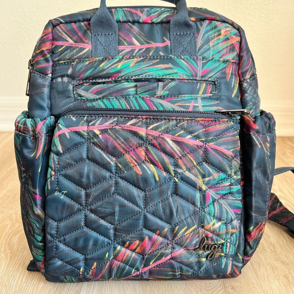 Lug Dodger Palm Printed Backpack-NWT! - Picture 1 of 5